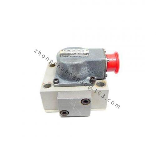 MOOG D136-001-001 Industrial Control Module