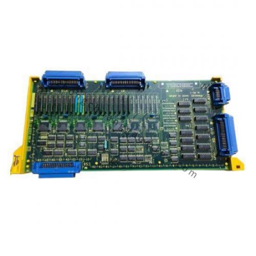 GE FANUC IC693MDL730 - Discrete Output Module for Industrial Control Systems