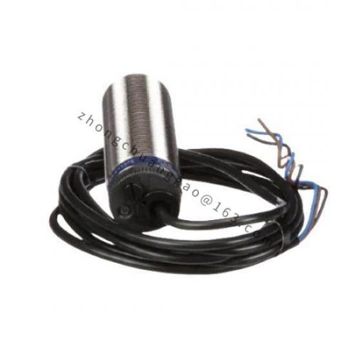Schneider XSAV11373: Precision Proximity Sensors, Designed for Industrial Automation
